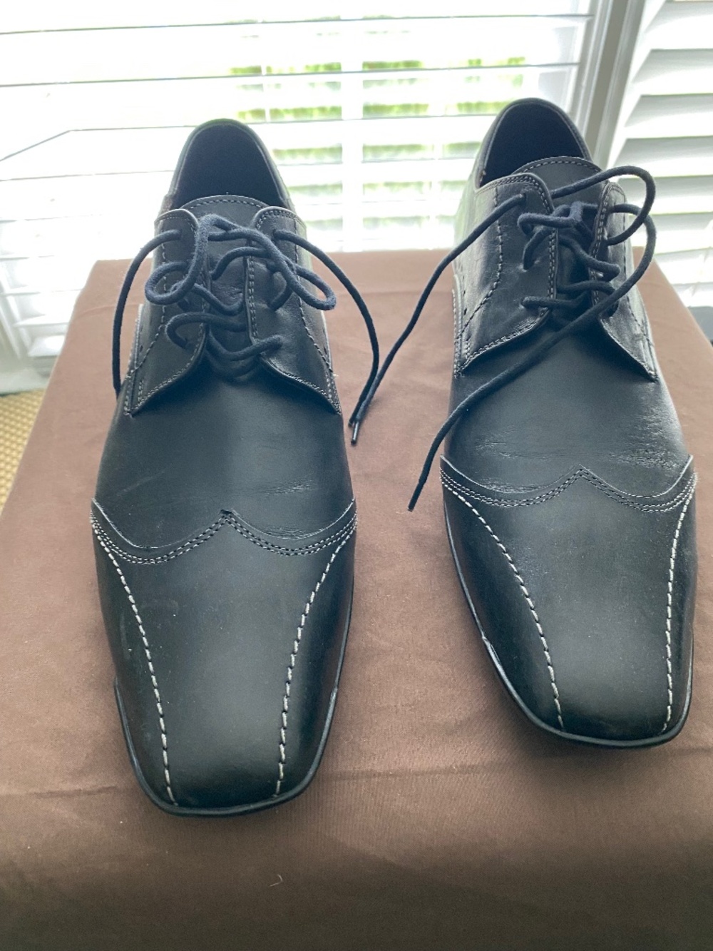 Mens shoes